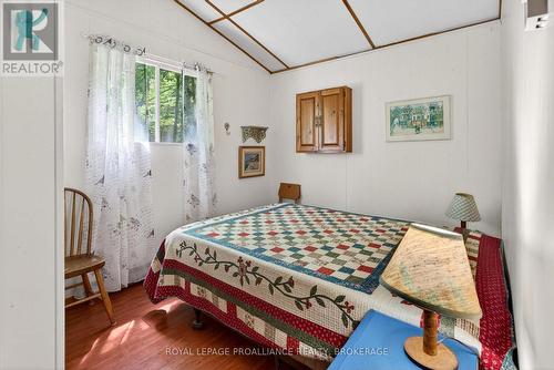 450 Brooks Point Road, Rideau Lakes, ON - Indoor Photo Showing Bedroom