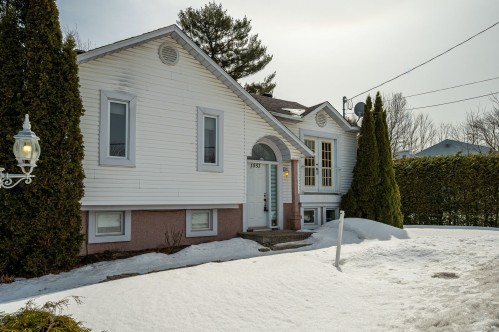 Façade - 