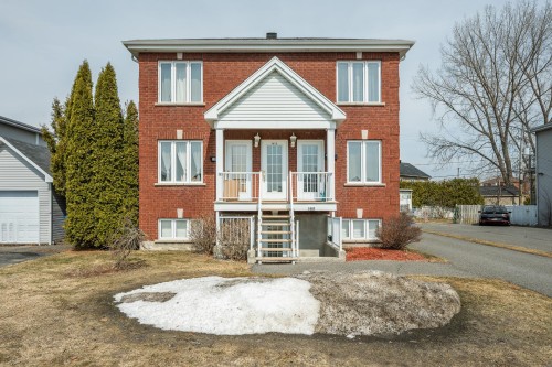 1405 Av. de Gentilly  Chambly, QC J3L 5J3