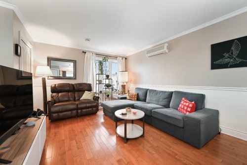 Salon - 1405 Av. De Gentilly, Chambly, QC - Indoor Photo Showing Living Room