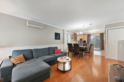 Salon - 1405 Av. De Gentilly, Chambly, QC - Indoor Photo Showing Living Room