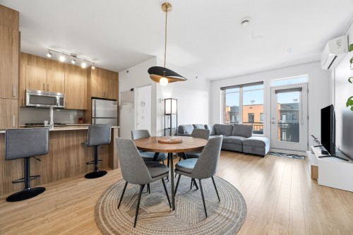 407-2335 Av. Bennett  Montréal (Mercier/Hochelaga-Maisonneuve), QC H1V 2T6