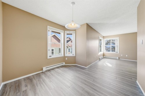 306-330 Brae Rd, Duncan, BC - Indoor Photo Showing Other Room