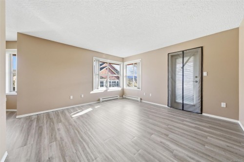 306-330 Brae Rd, Duncan, BC - Indoor Photo Showing Other Room