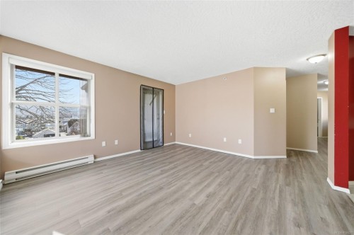 306-330 Brae Rd, Duncan, BC - Indoor Photo Showing Other Room