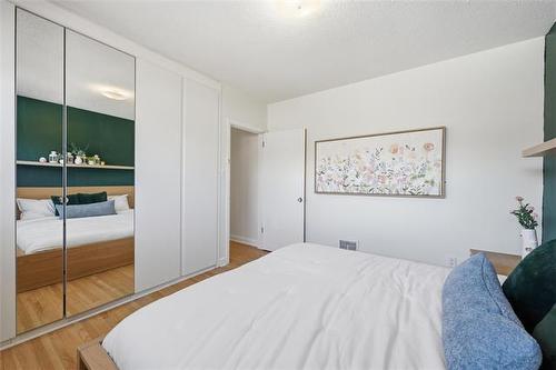 768 Waterloo St, Winnipeg, MB 