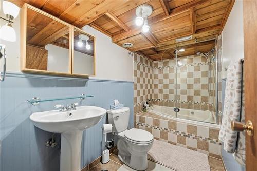 768 Waterloo St, Winnipeg, MB 