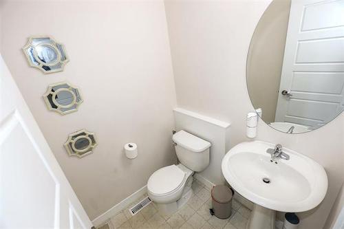 44 Larry Vickar Dr, Winnipeg, MB 