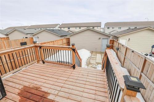44 Larry Vickar Dr, Winnipeg, MB 
