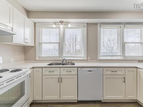 15 Fairview Drive, Truro, NS 