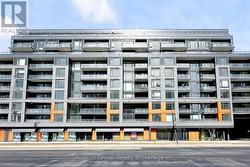 902 - 700 SHEPPARD AVENUE Toronto, ON M3H 0G5