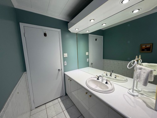 Salle de bains - 164 Rue St-Pie-X, Paspébiac, QC - Indoor Photo Showing Bathroom