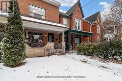 LOWER - 706 GLADSTONE AVENUE Toronto, ON M6H 3J4