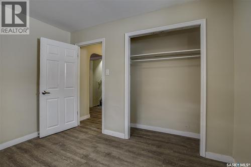 327 Q Avenue S, Saskatoon, SK - Indoor Photo Showing Other Room