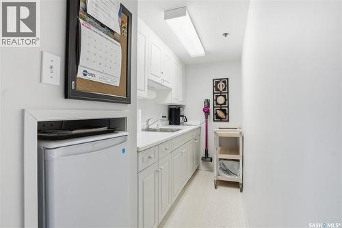 305 303 5Th Avenue, Saskatoon, SK - Indoor