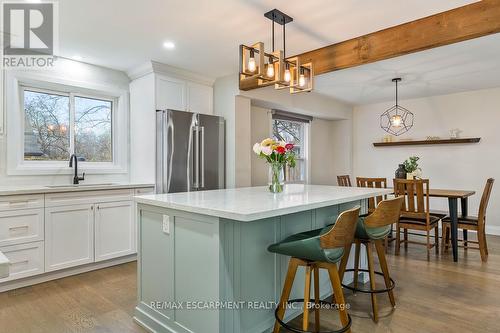 1 Parkway Place, Hamilton, ON - Indoor