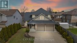 8233 COSTABILE DRIVE Niagara Falls (Ascot), ON L2H 3L2