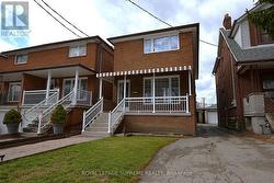 564 CHRISTIE STREET Toronto, ON M6G 3E2