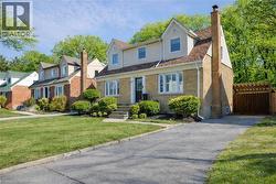 65 CRAIGMORE Crescent  North York, ON M2N 2Y6