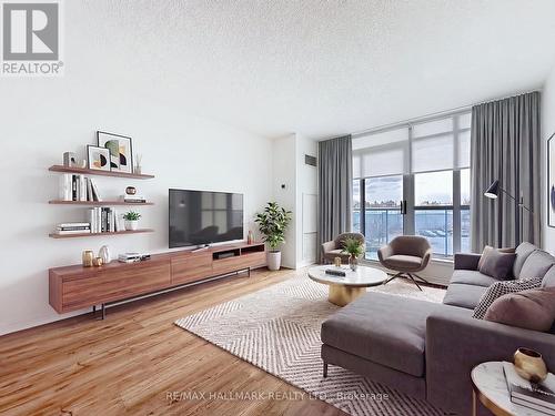 208 - 340 WATSON STREET W  Whitby, ON L1N 9G1