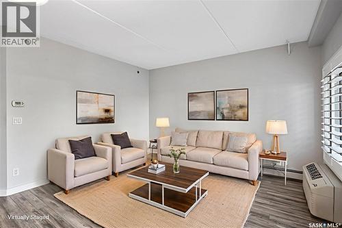 504 550 4Th Avenue N, Saskatoon, SK - Indoor Photo Showing Living Room