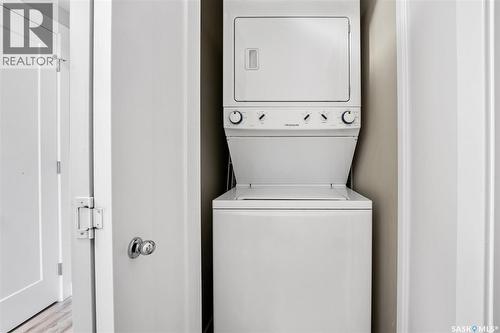 504 550 4Th Avenue N, Saskatoon, SK - Indoor Photo Showing Laundry Room