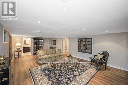 885 Long Drive, Burlington, ON - Indoor