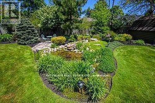 885 Long Drive, Burlington, ON - Outdoor