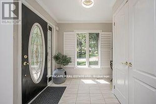 885 Long Drive, Burlington, ON - Indoor Photo Showing Other Room