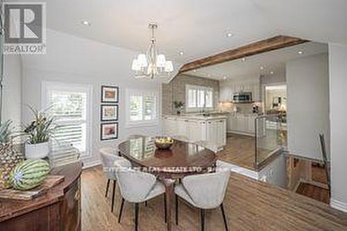 885 Long Drive, Burlington, ON - Indoor Photo Showing Dining Room