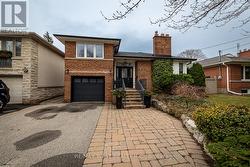 17 SAYBROOK AVENUE Toronto, ON M8Z 2V3