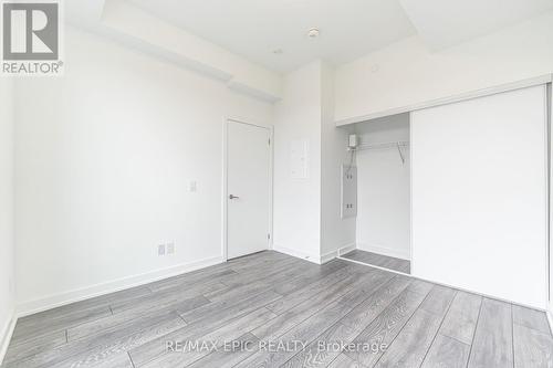613 - 8888 Yonge Street, Richmond Hill, ON - Indoor Photo Showing Other Room