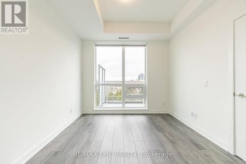 613 - 8888 Yonge Street, Richmond Hill, ON - Indoor Photo Showing Other Room
