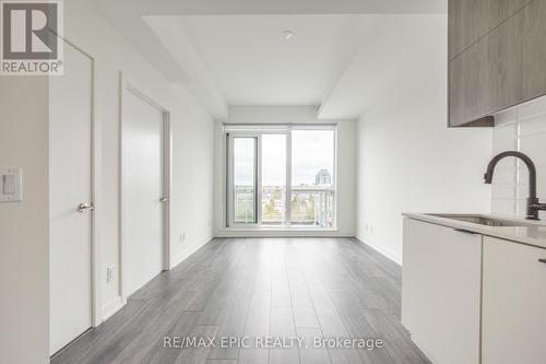 613 - 8888 Yonge Street, Richmond Hill, ON - Indoor