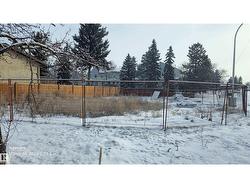 6004 19a AV NW NW Edmonton, AB T6L 1L8