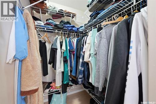 215 Snell Crescent, Saskatoon, SK - Indoor With Storage