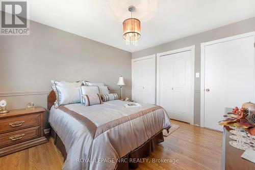 68 Pine Street S, Thorold (Thorold Downtown), ON - Indoor Photo Showing Bedroom