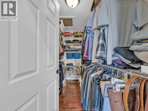 4795 Periwinkle Crescent, Windsor, ON - Indoor With Storage