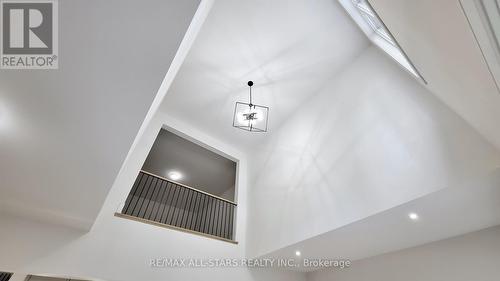 5 Vern Robertson Gate, Uxbridge, ON -  Photo Showing Other Room