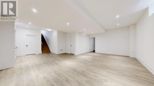 5 Vern Robertson Gate, Uxbridge, ON - Indoor Photo Showing Other Room
