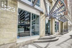 1009 - 323 RICHMOND STREET Toronto, ON M5A 4R3