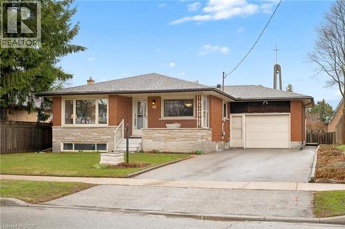 228 KENNETH Avenue  Kitchener, ON N2A 1W4