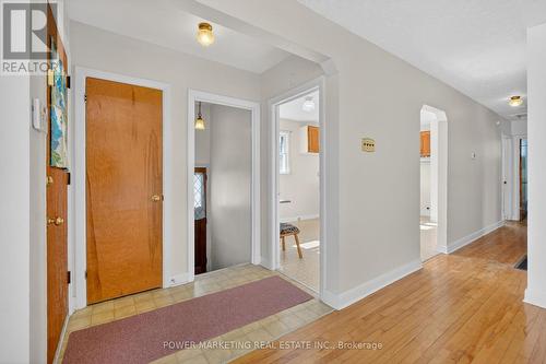 944 Eve Street, Ottawa, ON - Indoor