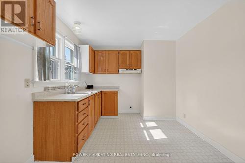 944 Eve Street, Ottawa, ON - Indoor Photo Showing Kitchen With Double Sink