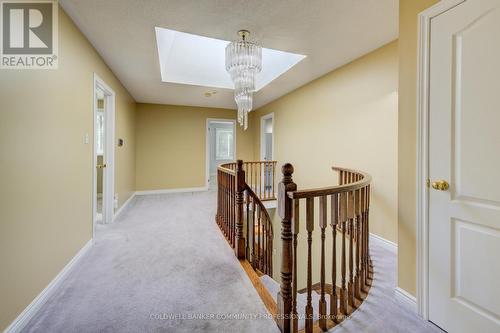 466 Dicenzo Drive, Hamilton, ON - Indoor Photo Showing Other Room