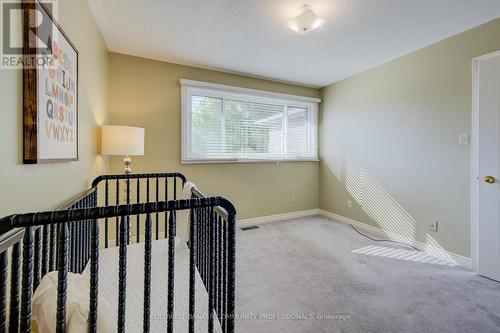 466 Dicenzo Drive, Hamilton, ON - Indoor Photo Showing Bedroom
