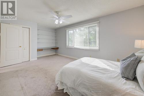 466 Dicenzo Drive, Hamilton, ON - Indoor Photo Showing Bedroom