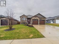 13 LAKEFIELD DRIVE  Kincardine, ON N2Z 0C9