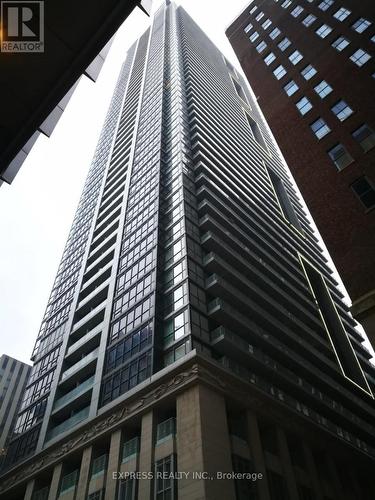 4308 - 70 TEMPERANCE STREET  Toronto, ON M5H 0B1