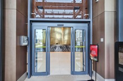 1735-20 Inn On The Pk Dr Drive Toronto, ON M3C 0P8